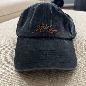☀️NWOT☀️ 100% Dark Gray Cap with Embroidered Sun Design